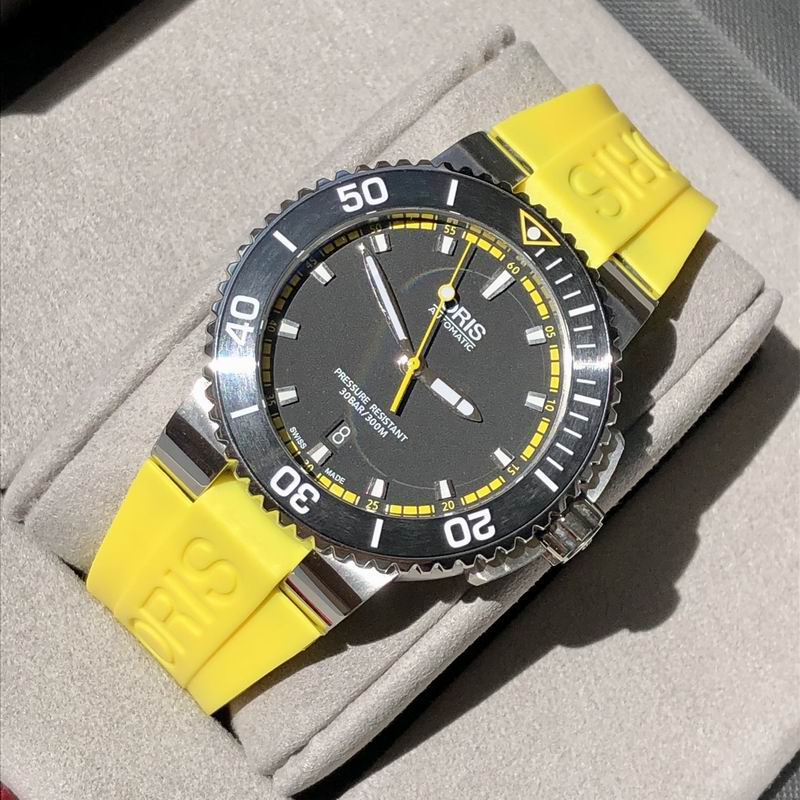 Oris 43mm 102215